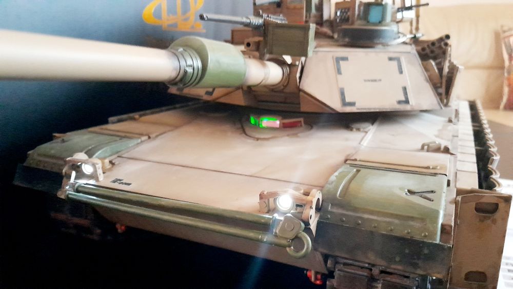 Abrams M1A2 Sep 2 TUSK II RC 2.4 GHz 1/16 PRO