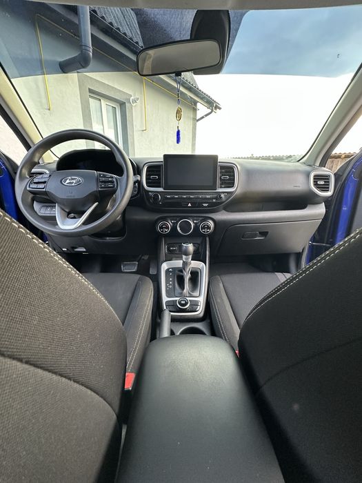Продам Hyundai Venue