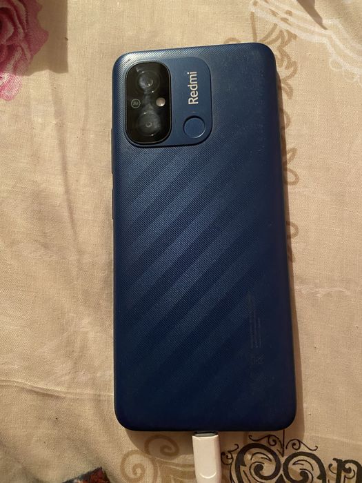 Redmi 12C 64 GB Б/У — без ремонтів, хороший стан