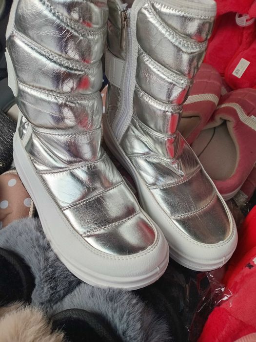 Чобітки зимові нові