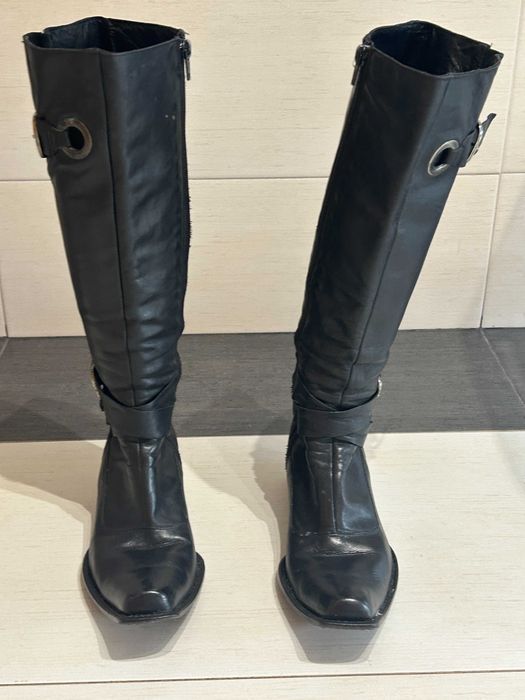 Botas de cano alto marca PROF