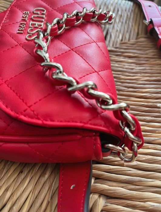 Mala Guess vermelha cintura ou traçar no   peito