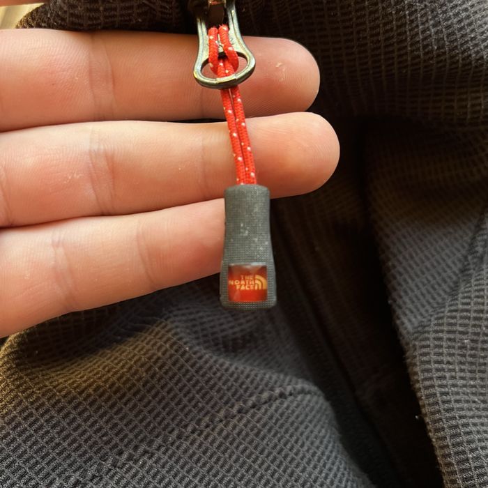 вітровка the north face