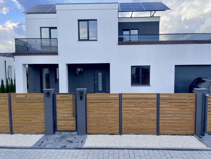 Продаж затишного будинку у Скнилові