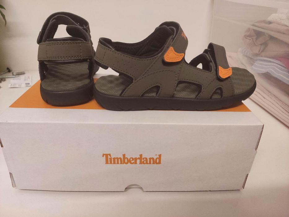 Sandálias Timberland novas 34