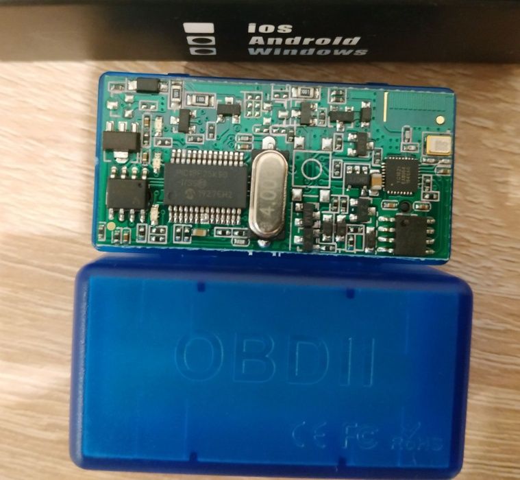 Автодіагностика сканер весії 1.5 і 2.1 чіп Pic18F25K80 ELM327 OBD2