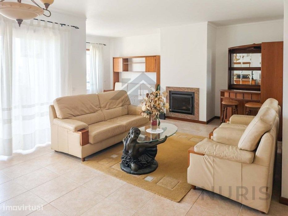 Apartamento T2 para Arrendamento Anual na Vila Rosa - Portimão