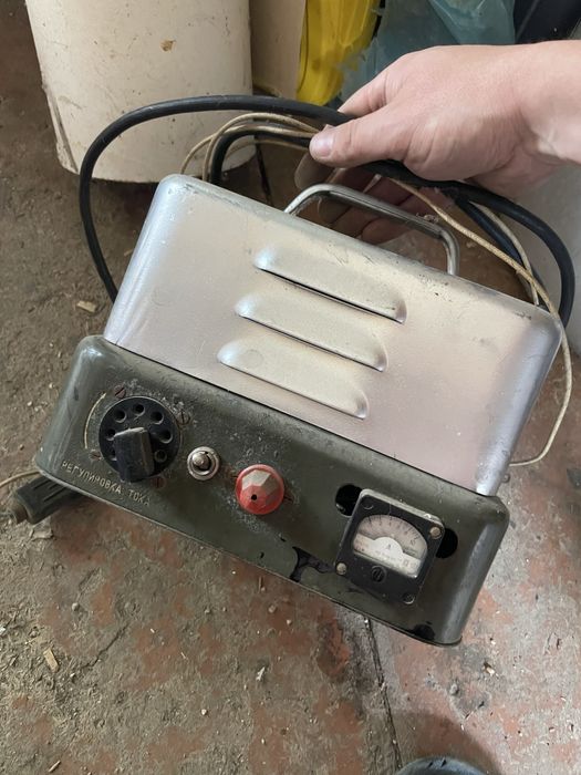 Зарядний пристрій автомобільний ВА-1