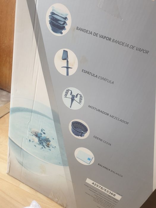 Robot multi funções da yammi novo