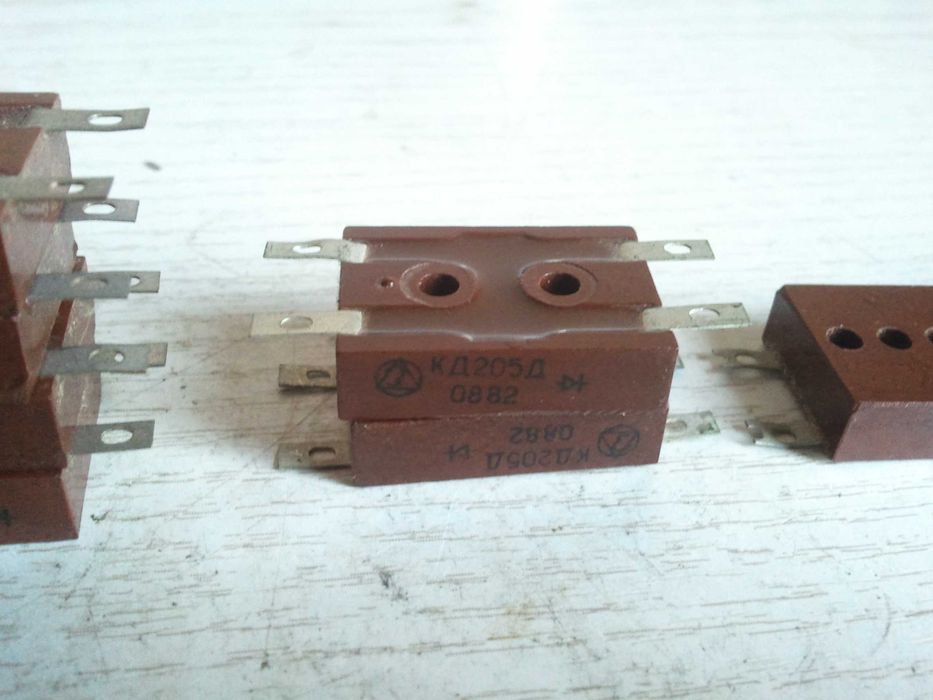 Диодные столбы(сборки)+Диоды(Д215-Д242-Д201-Д231) СССР