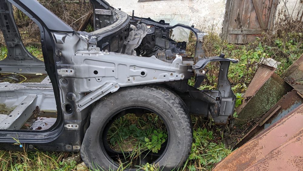 Чверть-крило-кузов-четверть Peugeot 4007 Citroen c croser 2007-2012