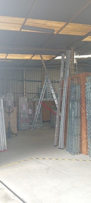 Escada Tripla Alumínio 2+2+2 metros (4.0 m Úteis) - Degrau quadrado - direto da Fábrica