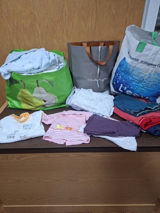 Roupinhas para Bebé,  Pequenina e mais.