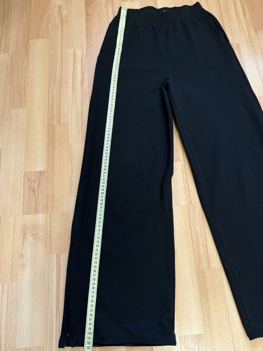 Чорні жіночі штани zara