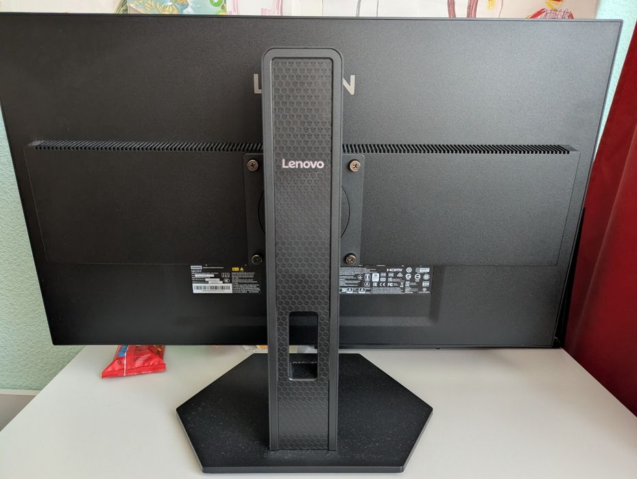 Монітор 27" Lenovo Legion 27Q-10 на запчастини.