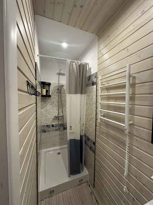 Котедж біля лісу