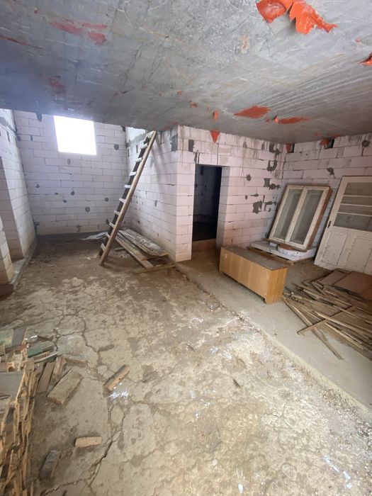 Продам будинок у передмісті Берегова