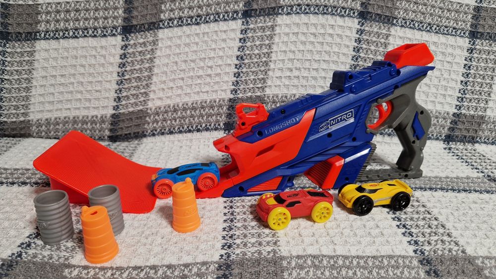 Бластер з машинками Nerf nitro longshot