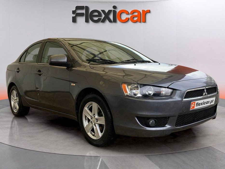 Mitsubishi Lancer 1.5 Invite