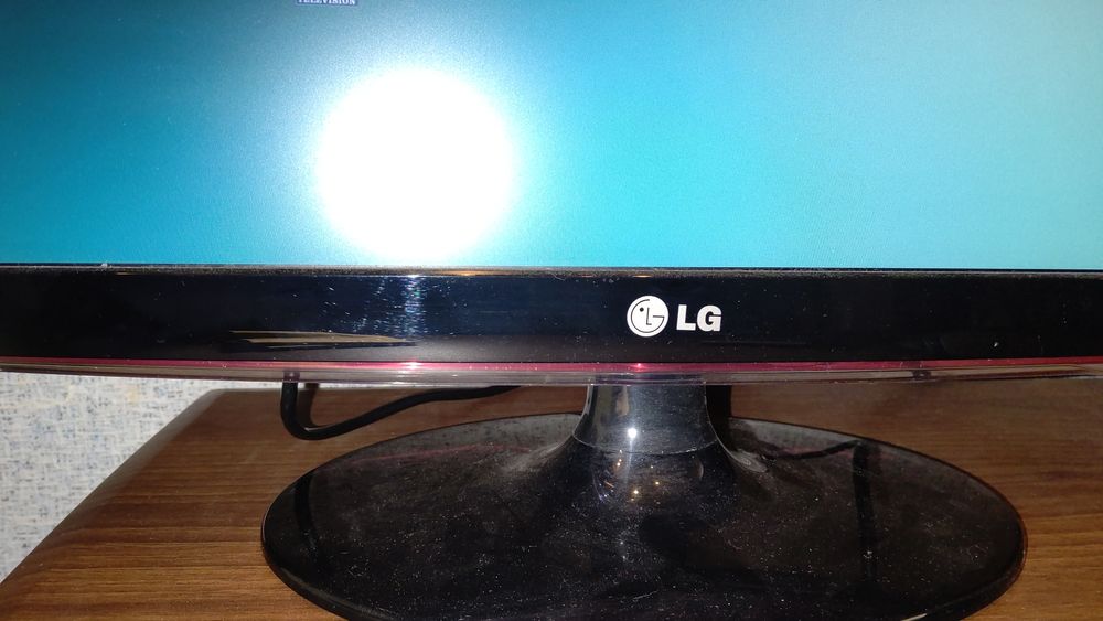 Монітор lg flatron w2361v