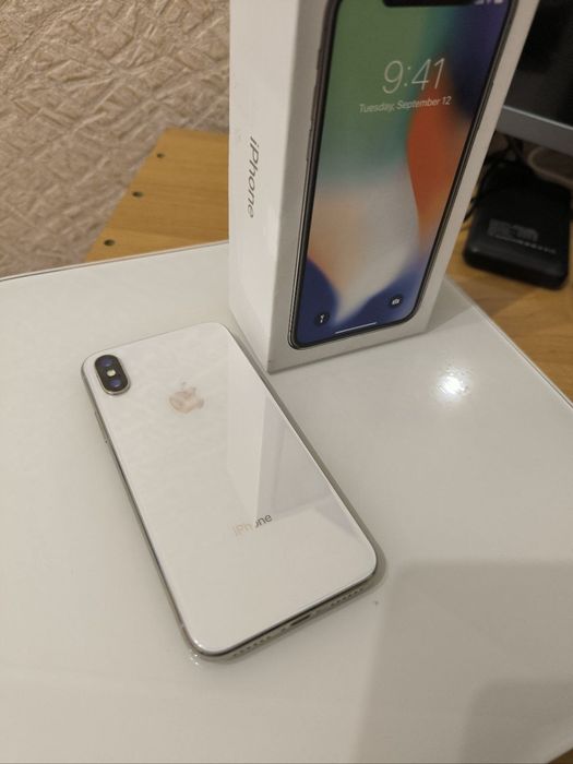 Продам iPhone X 256gb