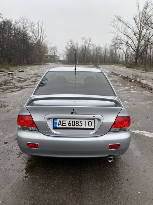 Продам Mitsubishi Lancer 9 1,6