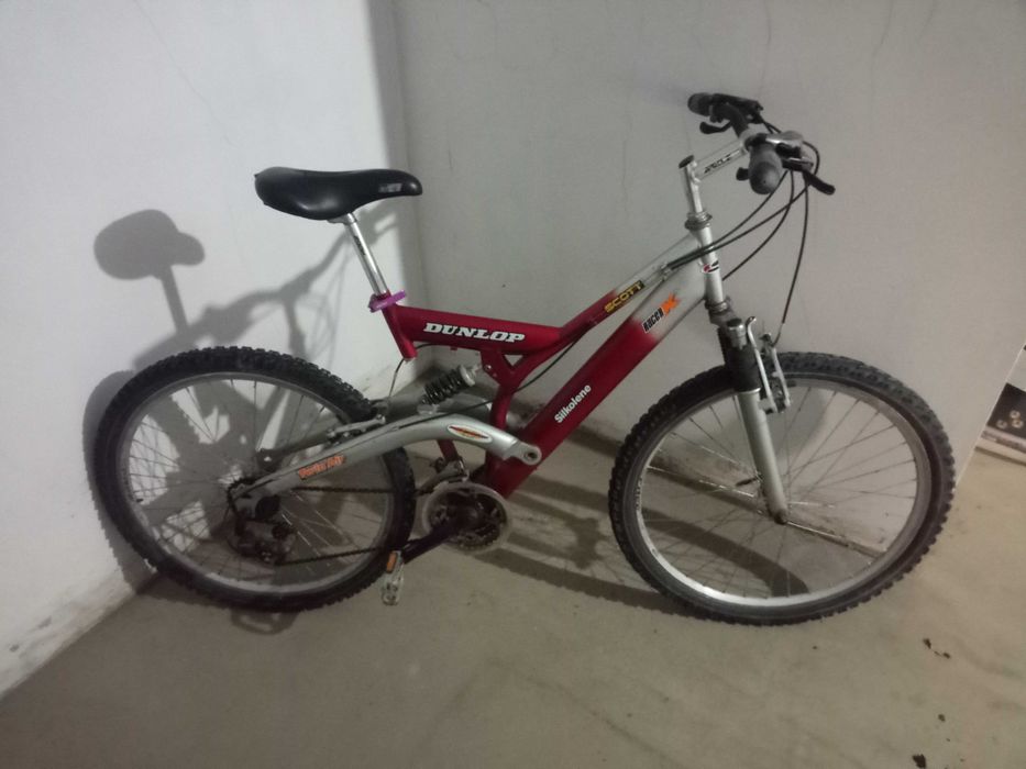 Bicicleta montanha em muito bom estado