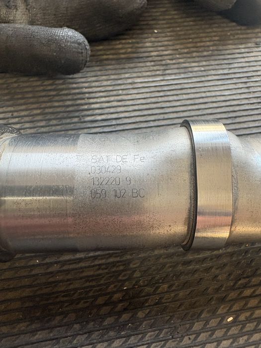 Розпредвал БВ  Audi V6 2,5 TDI BAU