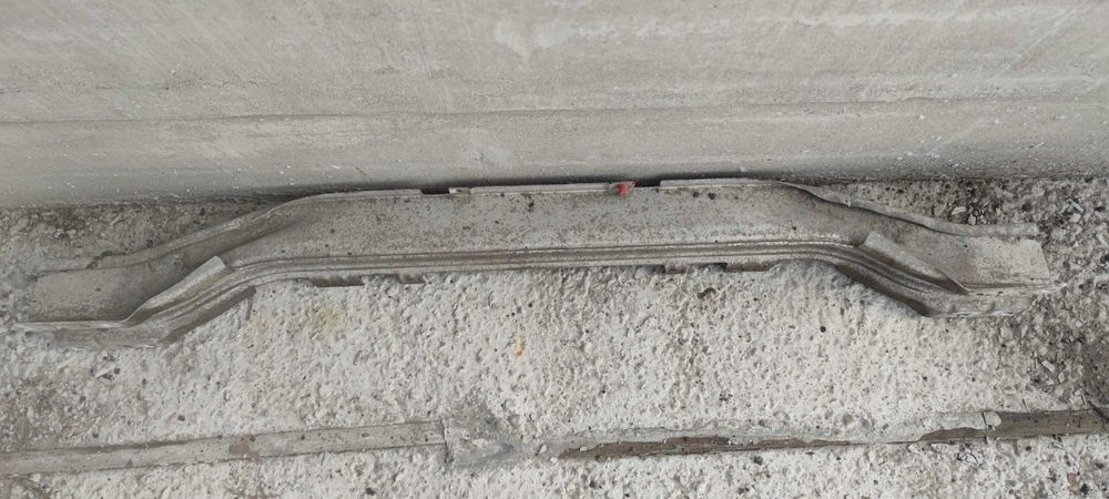 Opel Astra H Belka Wzmocnienie Zderzaka Przód Przedniego