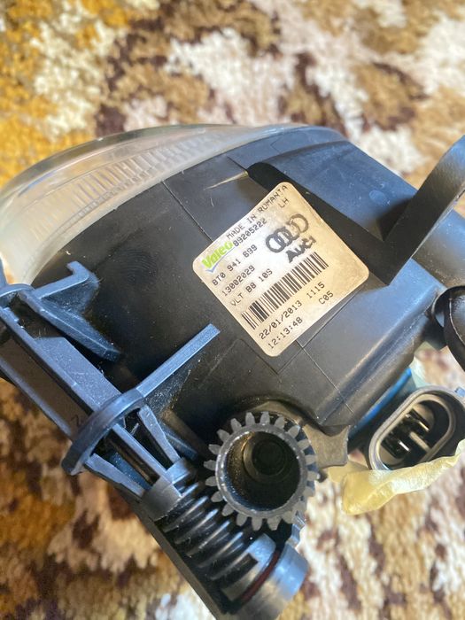 Farol nevoeiro Audi b8 lado condutor