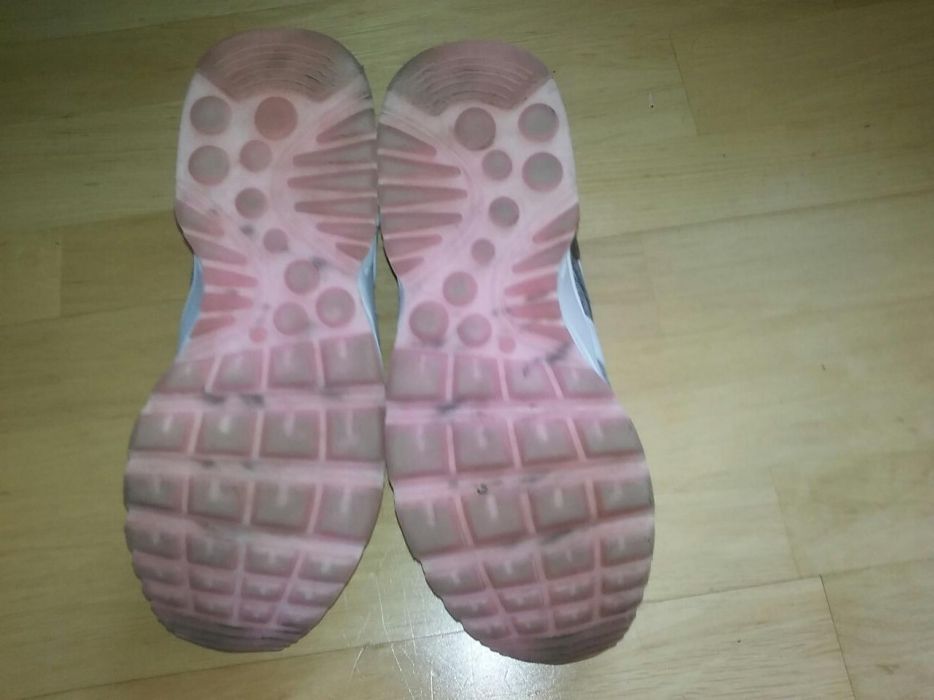 Buty sportowe adidasy do biegania rozmiar 38/ 39 kupione w daichman