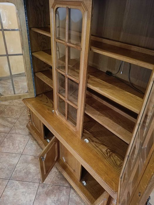 Witryna dębowa, przeszklona wraz z szafką RTV