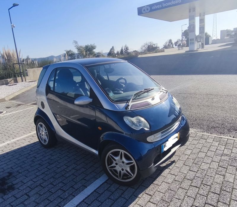 Smart CDI 2003 com selo antigo