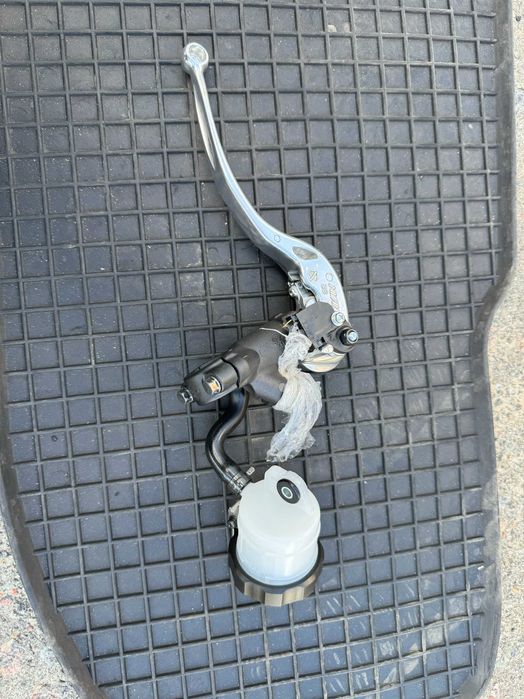 тормозная машинка Yamaha Yzf r6 2017-2022