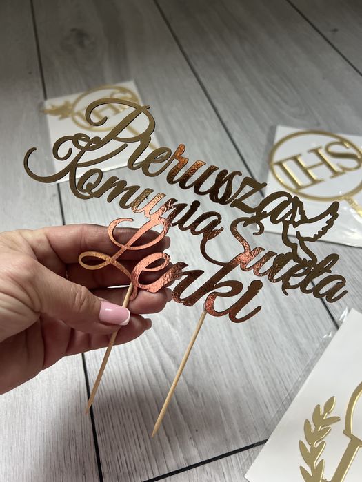 Toper na tort pierwsza komunia swieta Lenki
