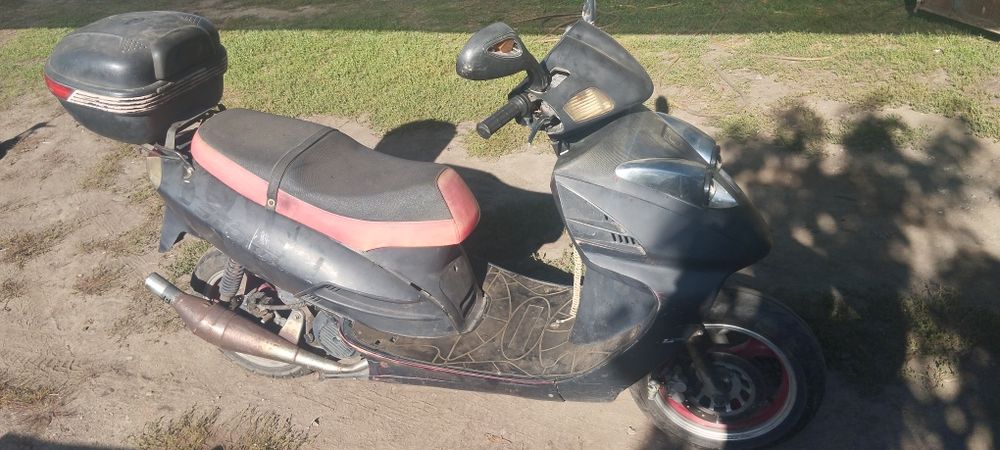 Продам скутер STORM