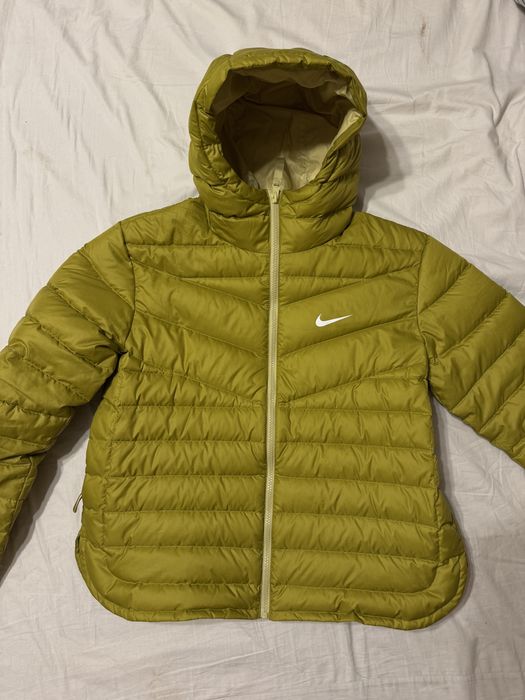 Пуховик Nike Sportswear Down-Fill Windrunner Yellow Найк