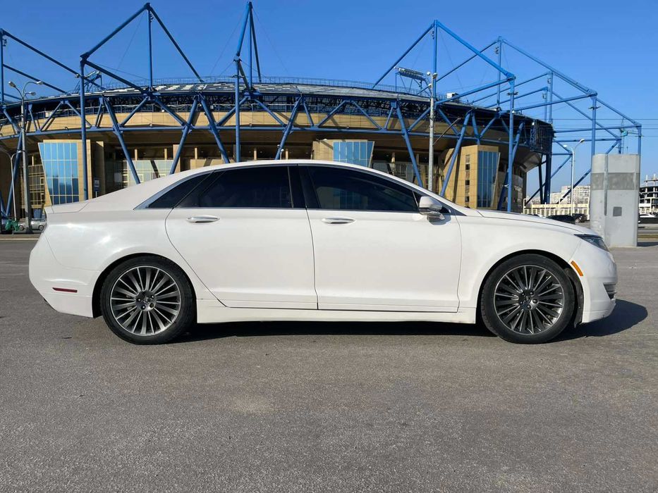 Продам Lincoln MKZ Hybrid 2013