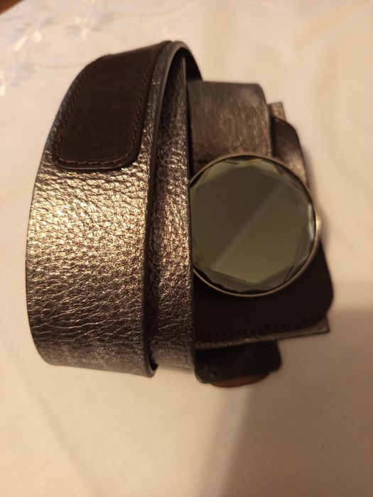 Pasek skórzany Monnari - całkowita długość 104cm.