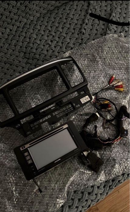 radiootwarzacz Alpine INE-W970BT do Lancera VIII i nie tylko