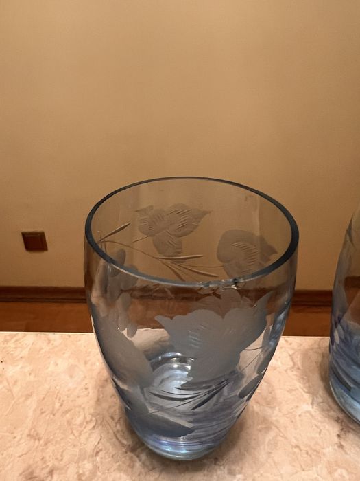 Стакани біло-сині