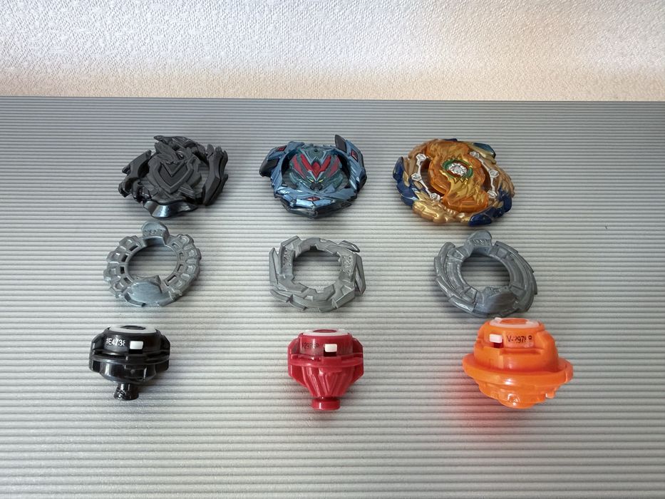 Набір оригінальних бейблейдів Hasbro. Поштучно / Лот / Торг