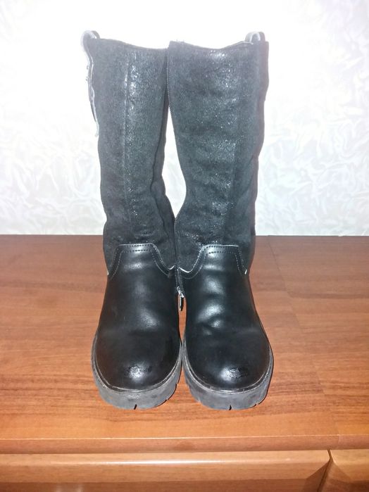 Зимові сапоги на дівчинку 34р.