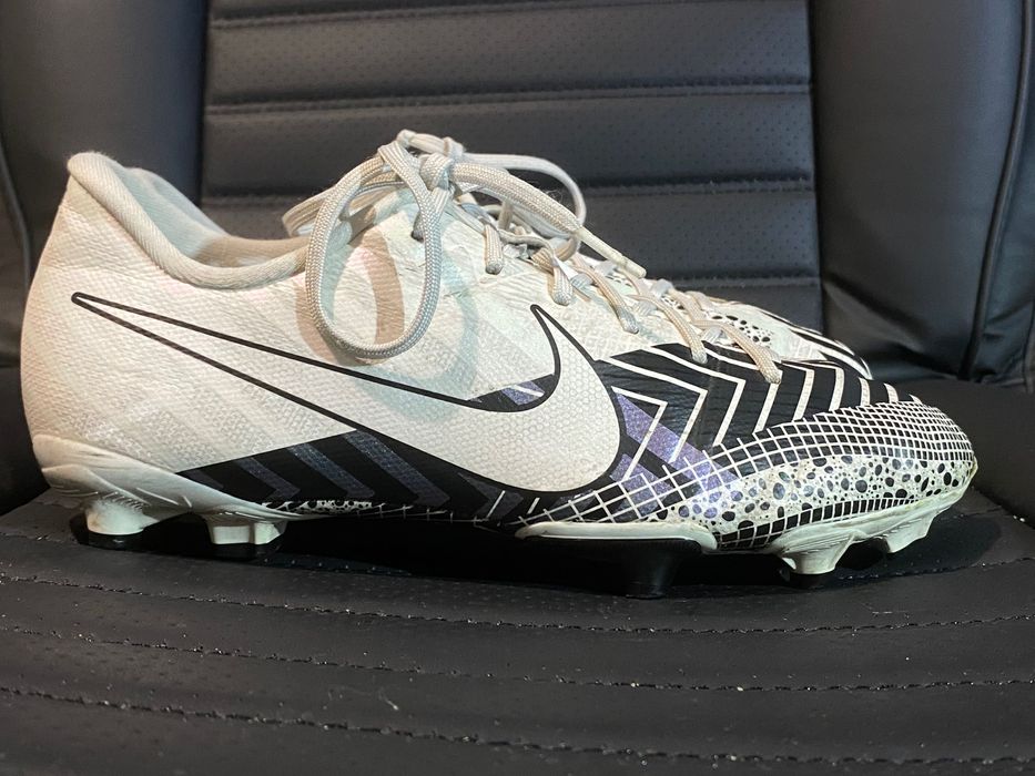 Nike Mercurial CR7 37,5 (23,5cm) Buty piłkarskie korki