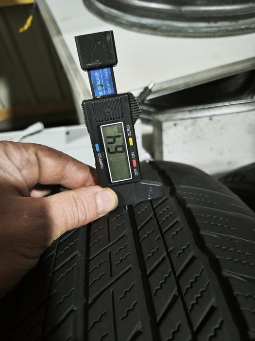 Шини резина літо 265/55 R19 Dunlop grandtrek at23