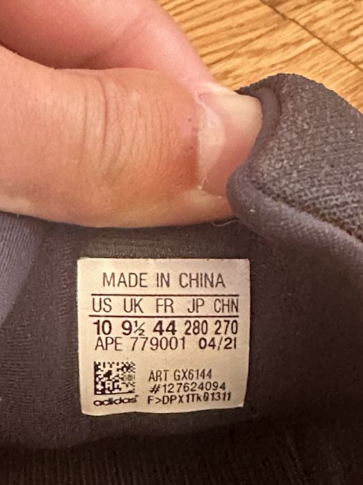 Adidas Yeezy 700 V3 Black оригінал