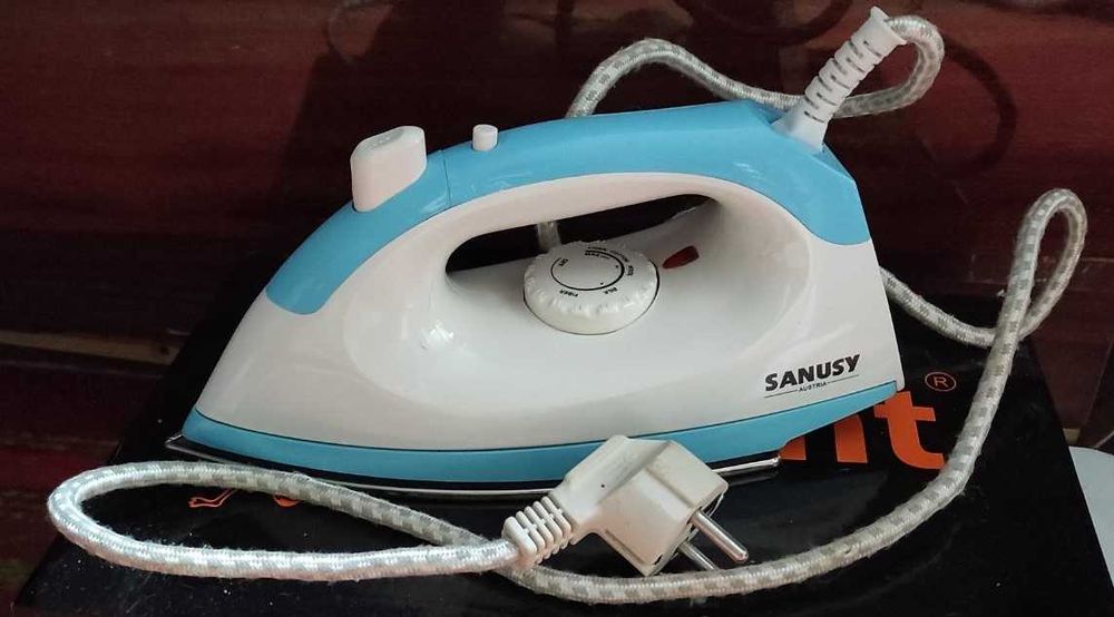 Праска Sanusy Moulinex