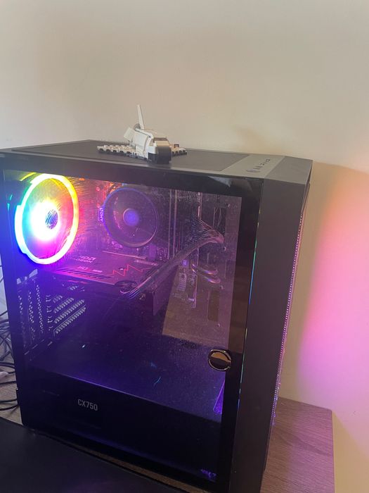 Pc gamer com apenas 6 meses de uso