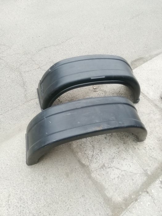 Крылья пластиковые на прицеп