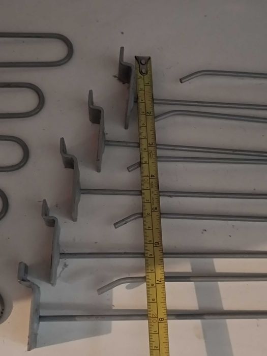 19 Cabides expositores metálicos de Roupa